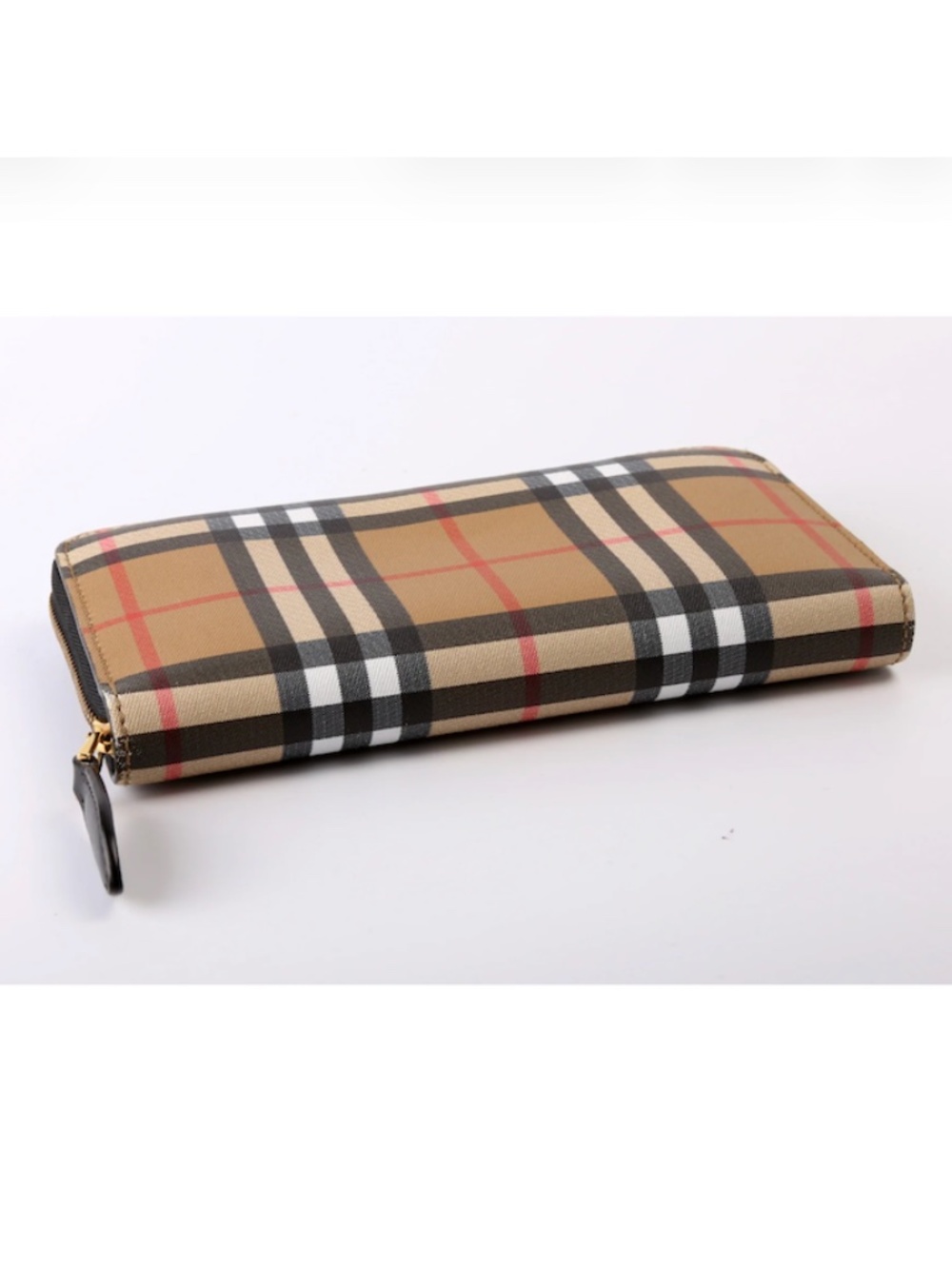 Authentic Burberry Wallet - Picture 5 of 8